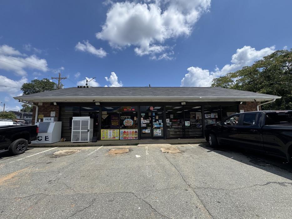 CoinFlip Bitcoin ATM - Valero (Gibsonville) Image