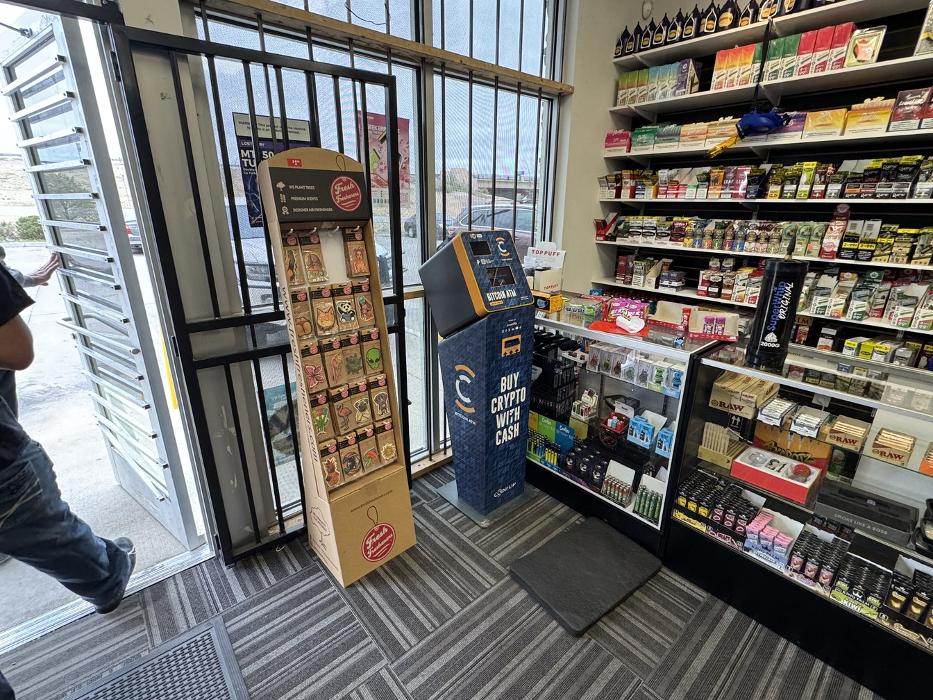 CoinFlip Bitcoin ATM - LIT Super Smoke Shop (Pueblo) Logo