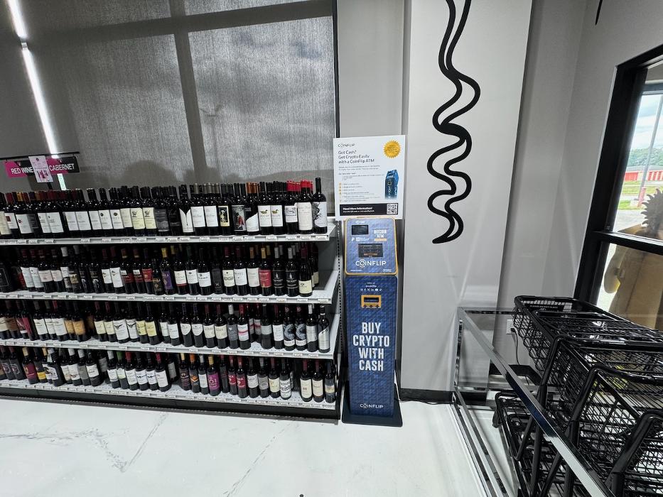 CoinFlip Bitcoin ATM - Penguin Liquor #4 (Lafayette) Logo