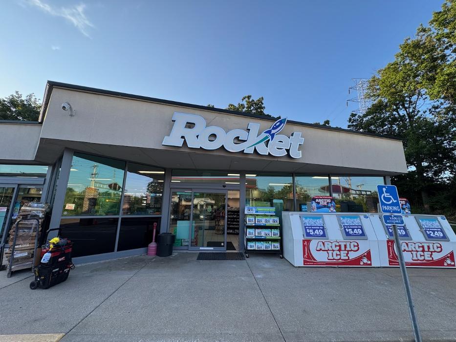 CoinFlip Bitcoin ATM - Rocket #4262 (Ballwin) Image