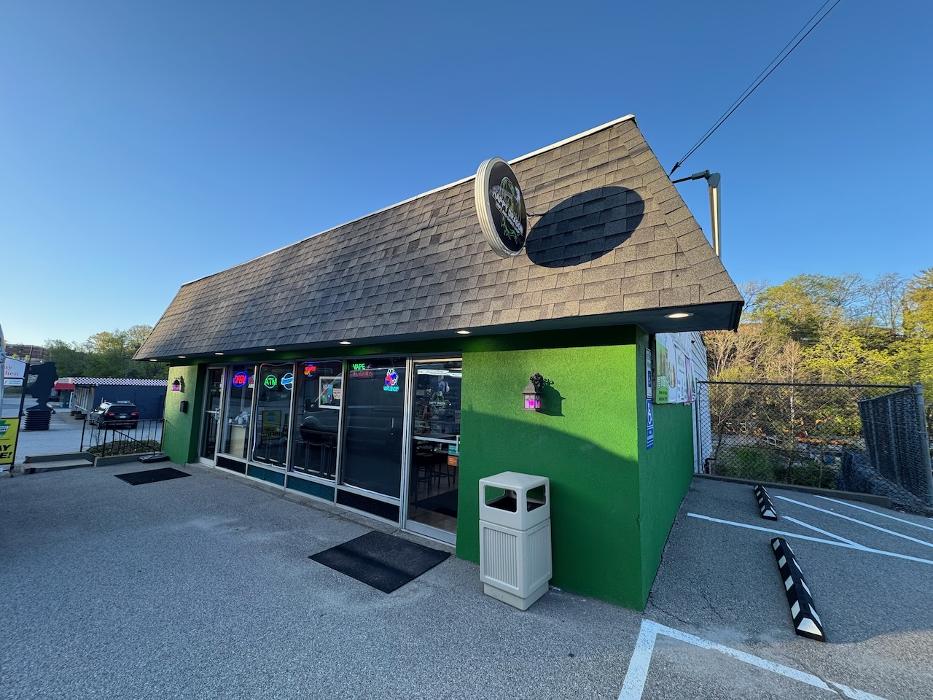 CoinFlip Bitcoin ATM - Happy Dragon Beer & Smoke Shop (Pittsburgh) Image