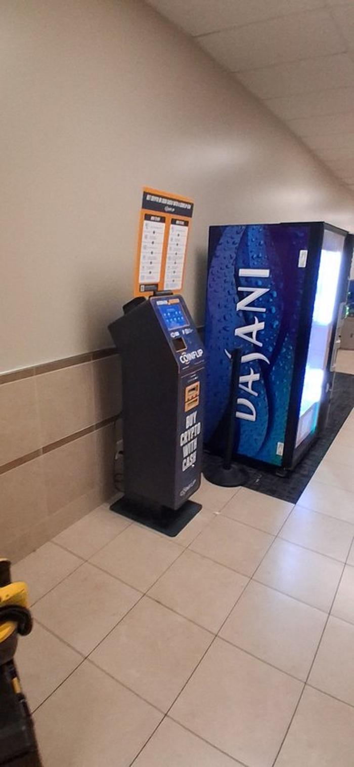 CoinFlip Bitcoin ATM - Battlefield Mall (Springfield) Logo