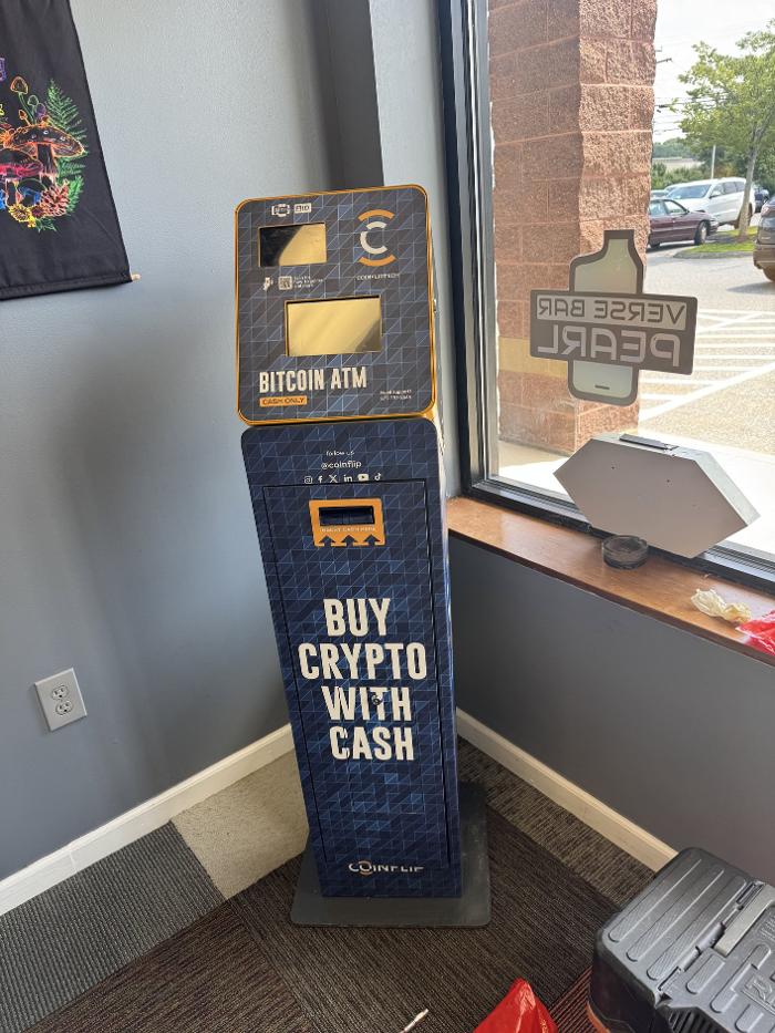 CoinFlip Bitcoin ATM - Uniq Smoke &amp; Vape (Torrington) Logo