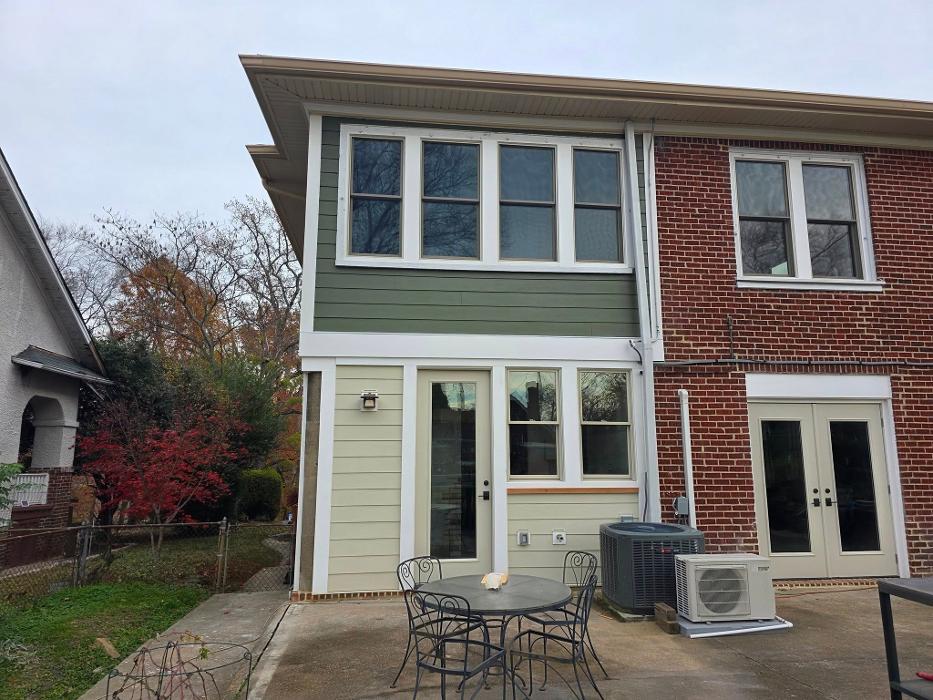 Skyline Roofing and Contracting Image