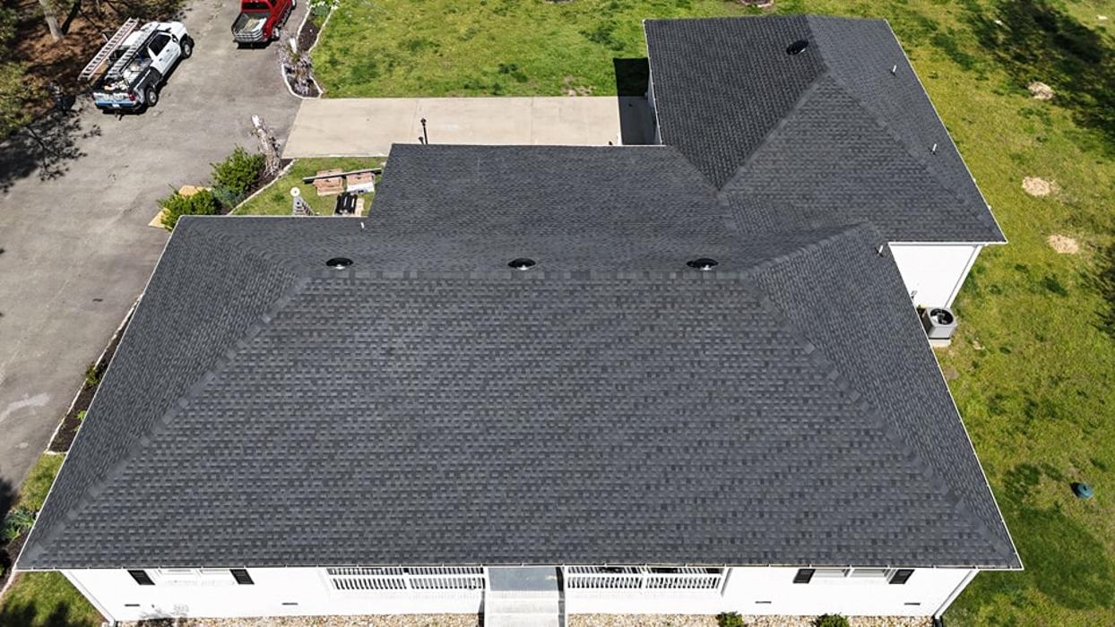 Skyline Roofing and Contracting Image