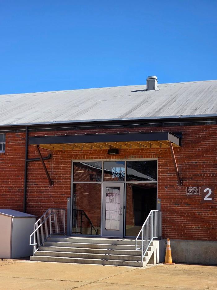 Skyline Roofing and Contracting Image