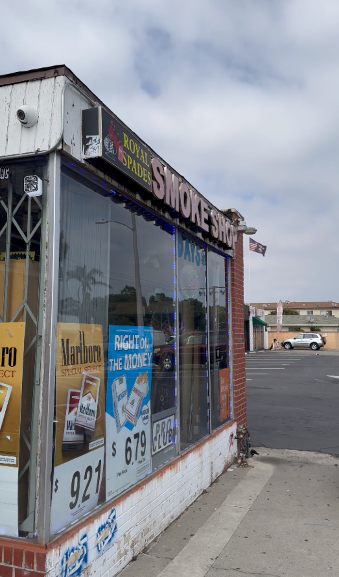 CoinFlip Bitcoin ATM - Royal Spades Tobacco (Oxnard) Image