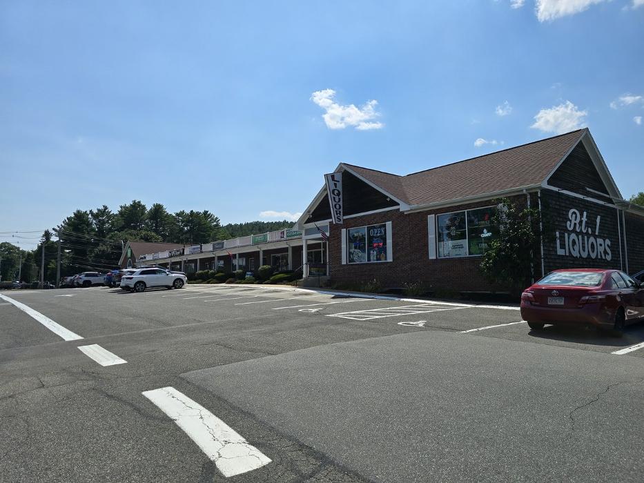 CoinFlip Bitcoin ATM - Route 1 Liquors (Rowley) Image