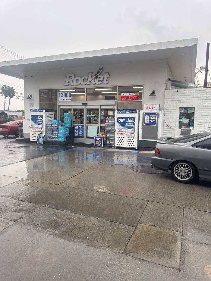 CoinFlip Bitcoin ATM - Rocket #193 (Los Angeles)