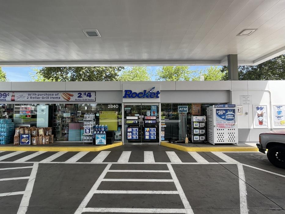 CoinFlip Bitcoin ATM - Rocket #5463 (Salem) Image