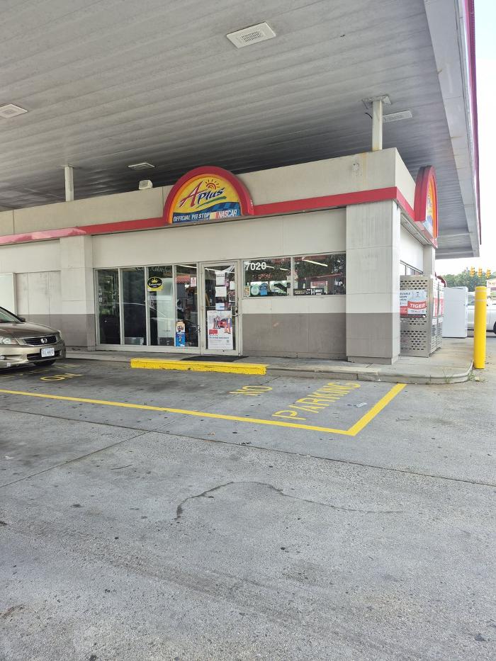 CoinFlip Bitcoin ATM - Exxon (Henrico) Image