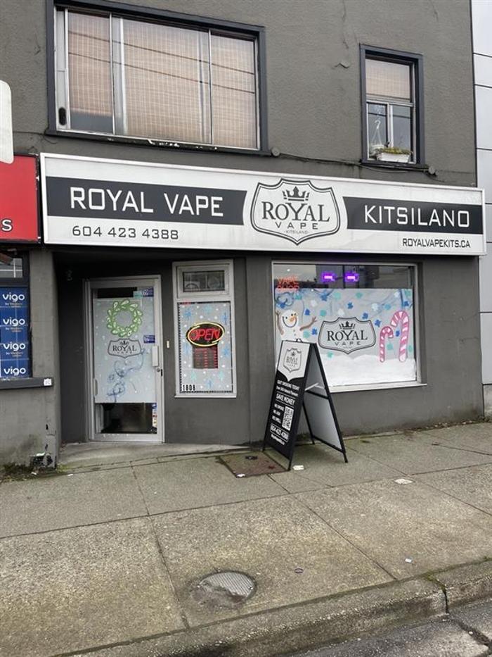 CoinFlip Bitcoin ATM - Brackendale General Store (Brackendale)