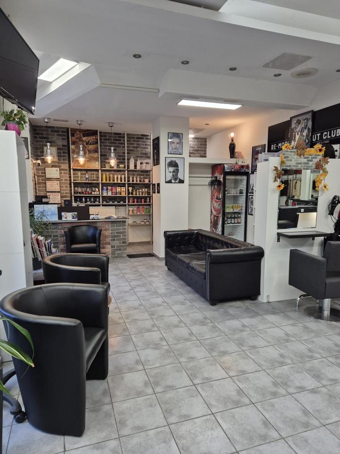 RE-MODEL CUT CLUB, Schönhauser Allee in Berlin