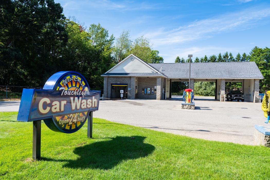 West Coast Touchless Car Wash - Ludington, MI
