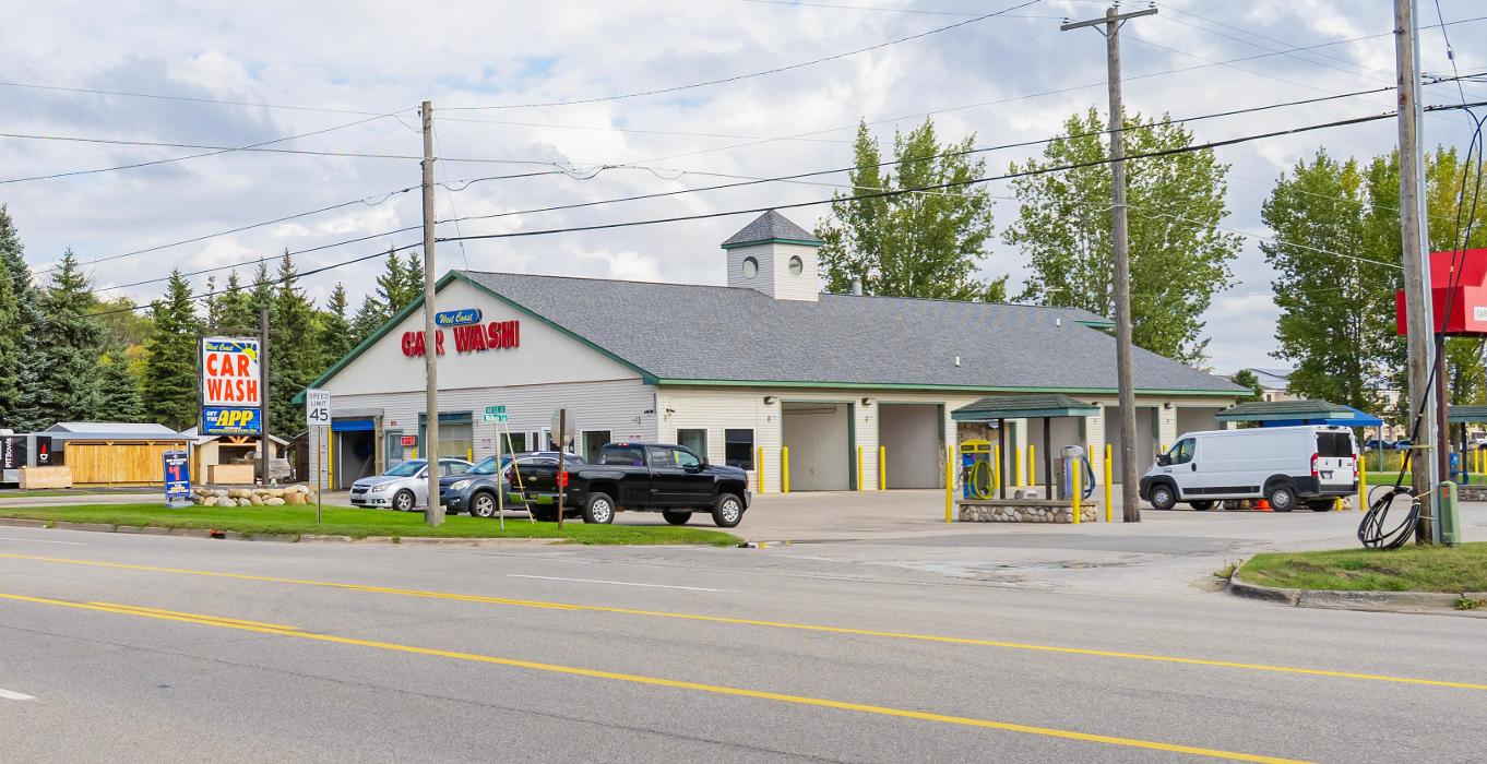 West Coast Car Wash - Ludington, MI