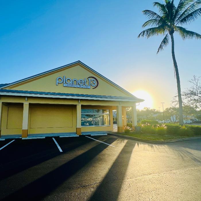 Planet 13 Neighborhood Dispensary Stuart - Stuart, FL
