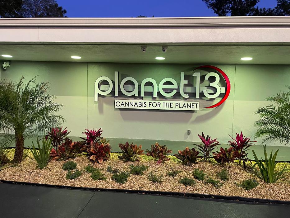 Planet 13 Neighborhood Dispensary Orange Park
