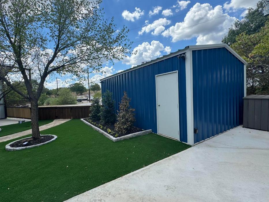 Outlaw Renovations Image