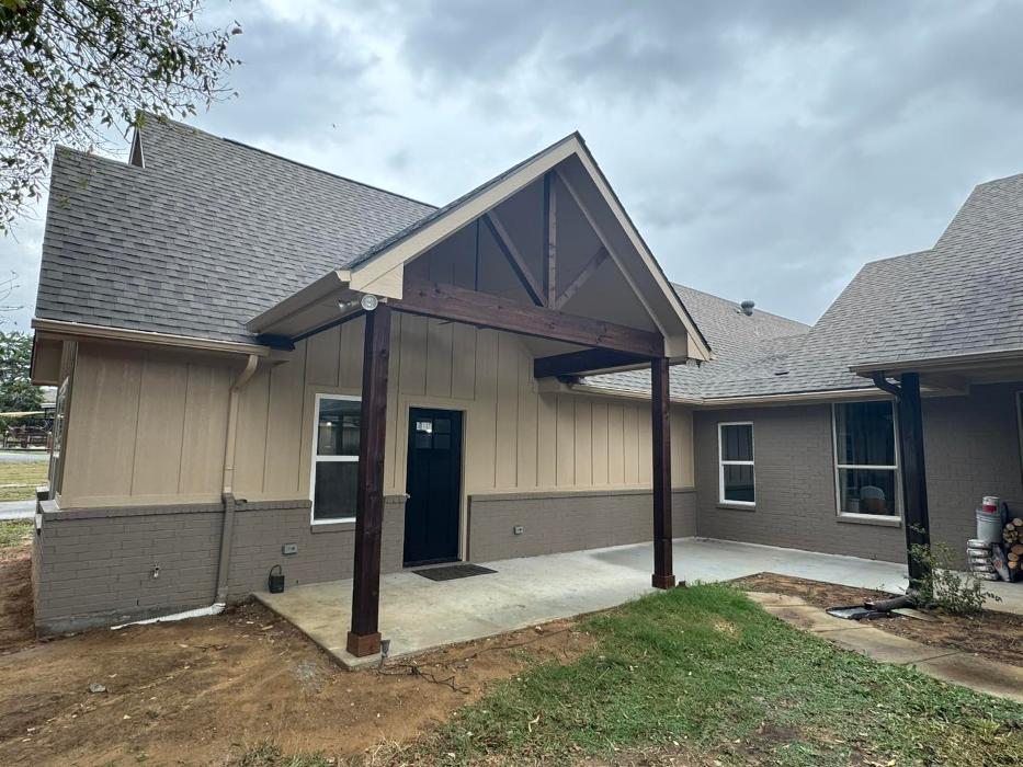 Outlaw Renovations Image