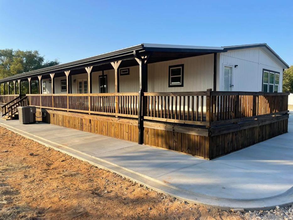 Outlaw Renovations Image