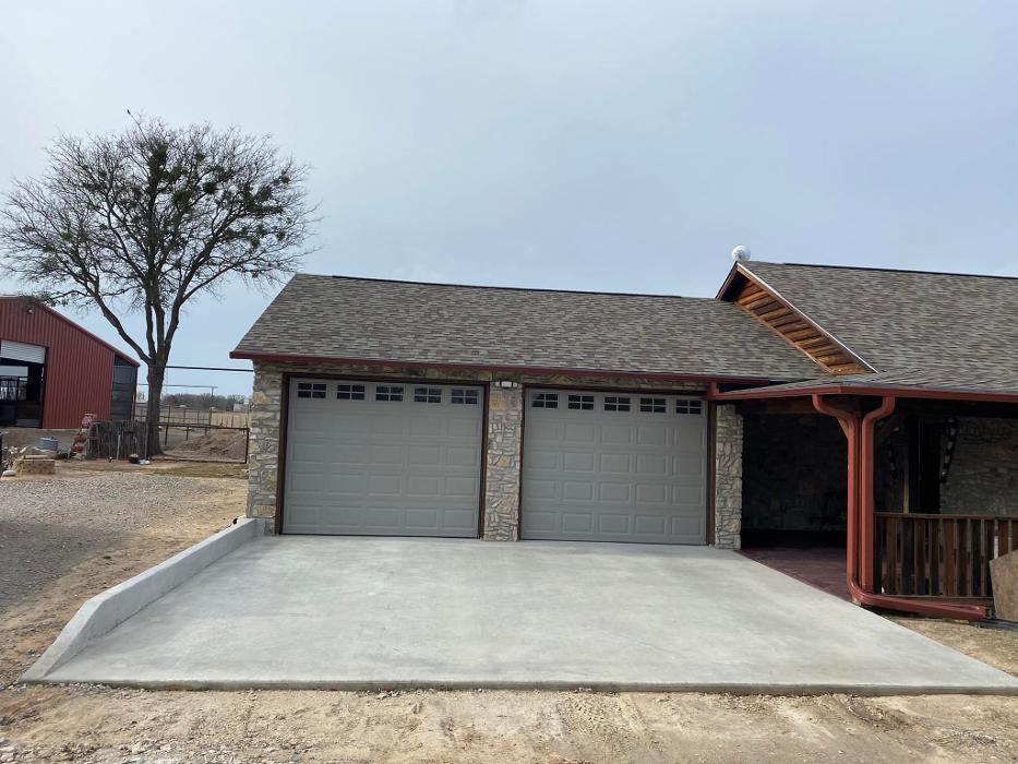 Outlaw Renovations Image