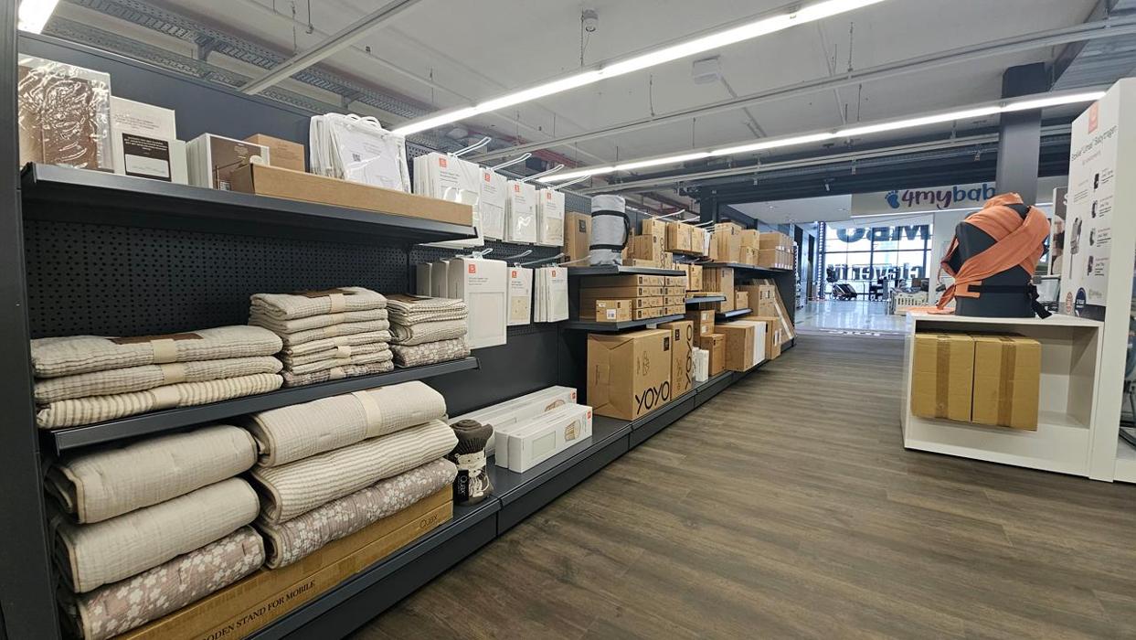 4mybaby AG Regensdorf, Adlikerstrasse in Regensdorf