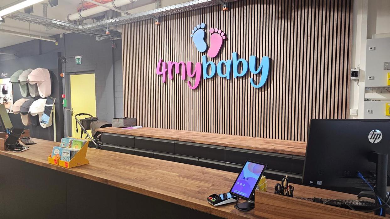 4mybaby AG Regensdorf, Adlikerstrasse in Regensdorf