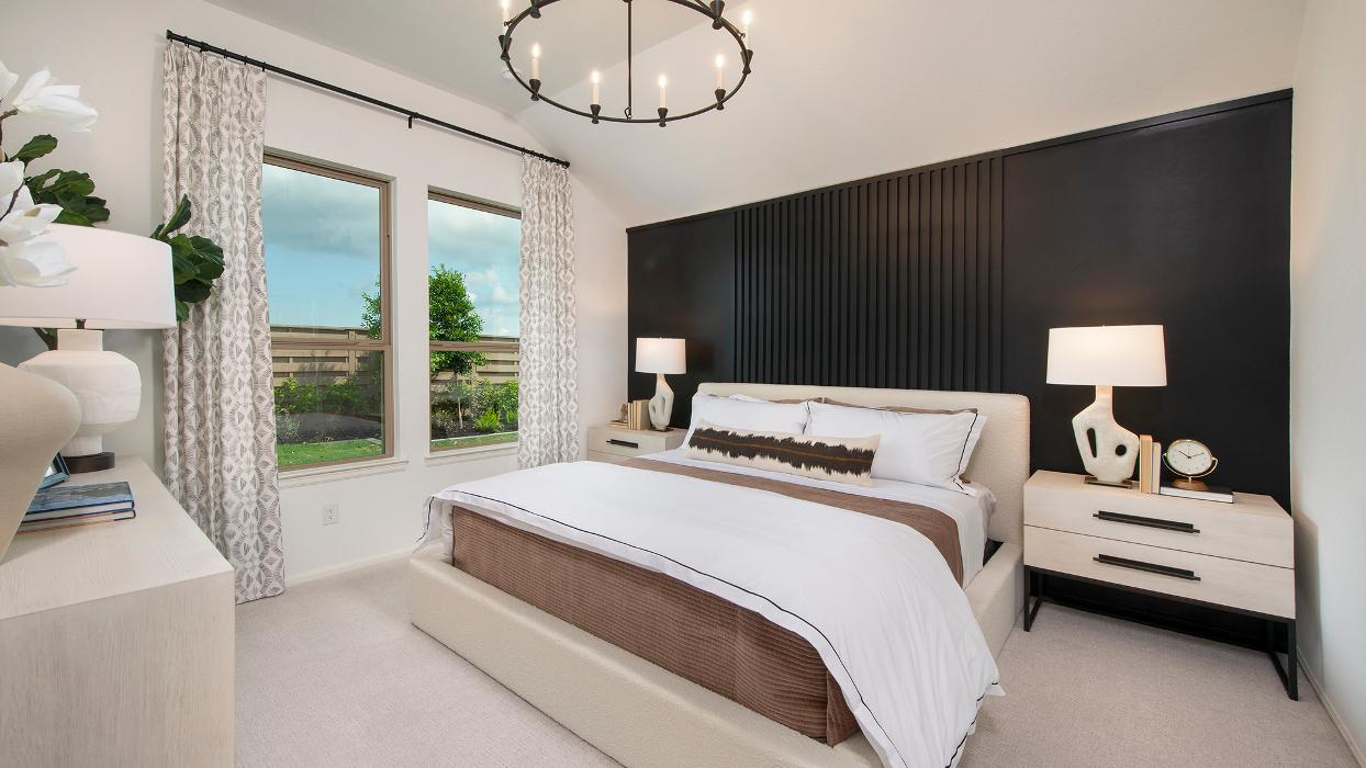 Perry Homes - Austin Point 40' Logo