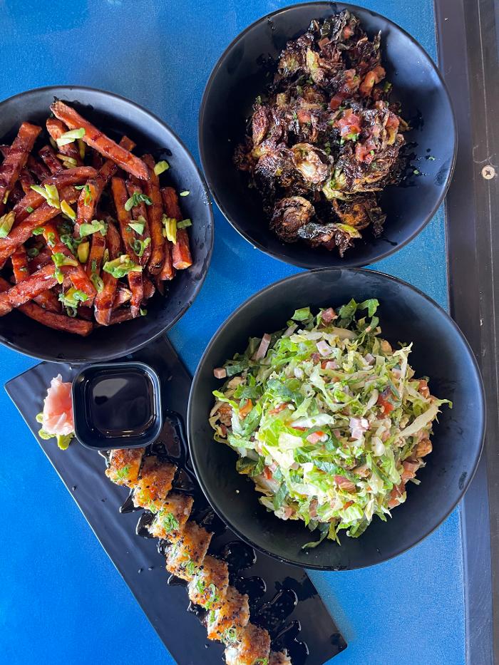 Revel Surf Bar & Grill at Cannon Beach Image