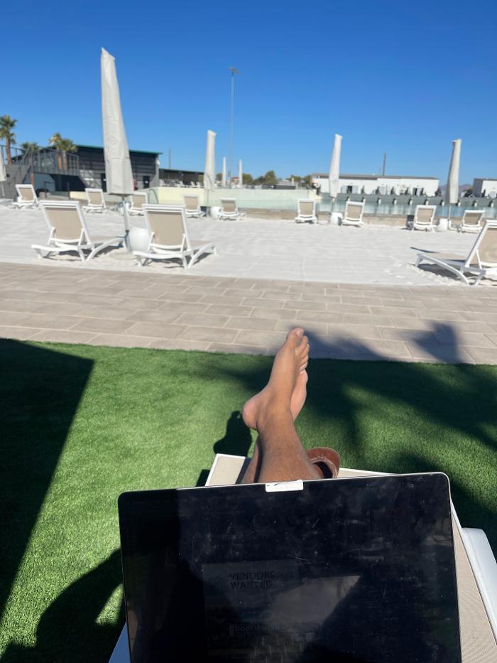 Revel Surf Bar & Grill at Cannon Beach Image