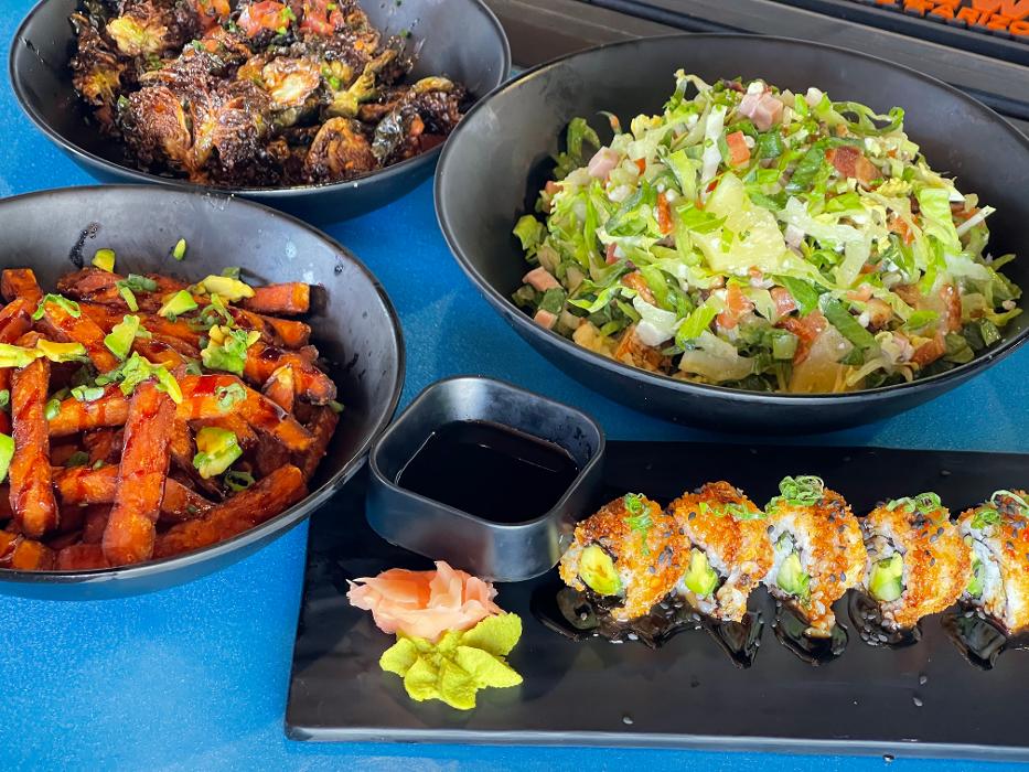 Revel Surf Bar & Grill at Cannon Beach Image