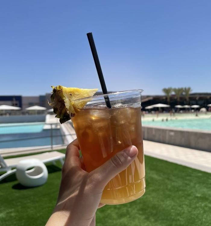 Revel Surf Bar & Grill at Cannon Beach Image