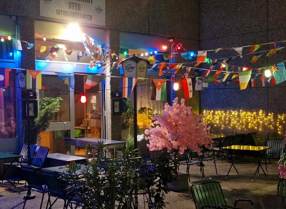 Restaurant Otto Weingartshofer, Schwendergasse in Wien