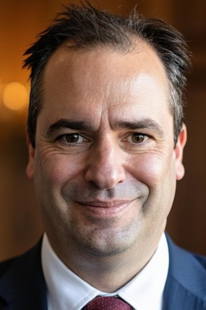 Jonathan Patrono portrait size