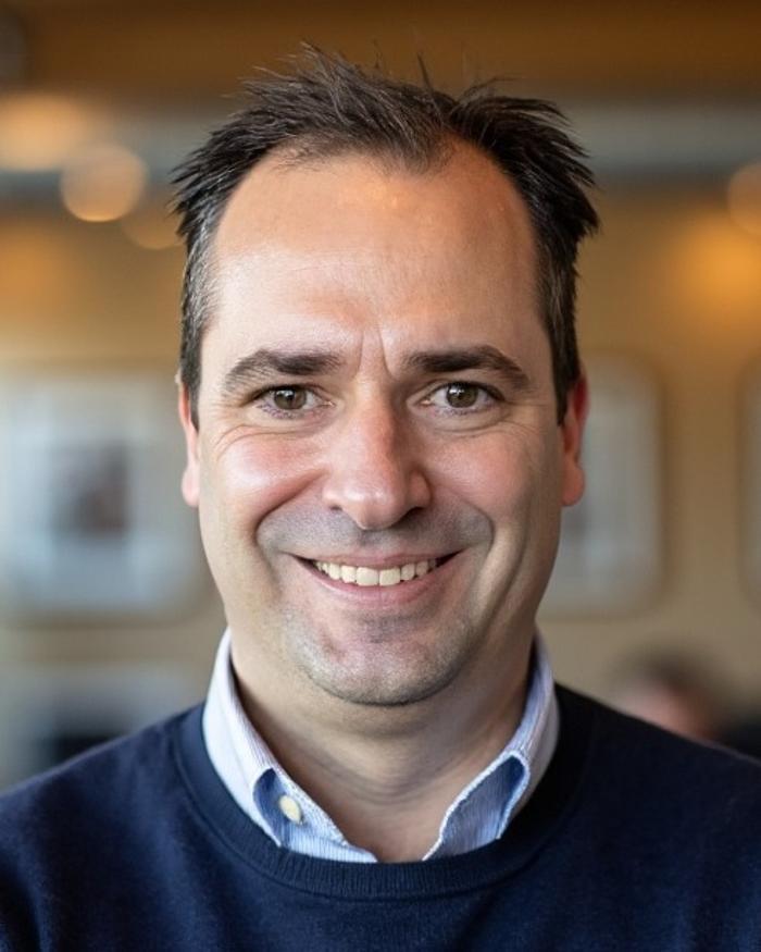 Jonathan Patrono Instagram size