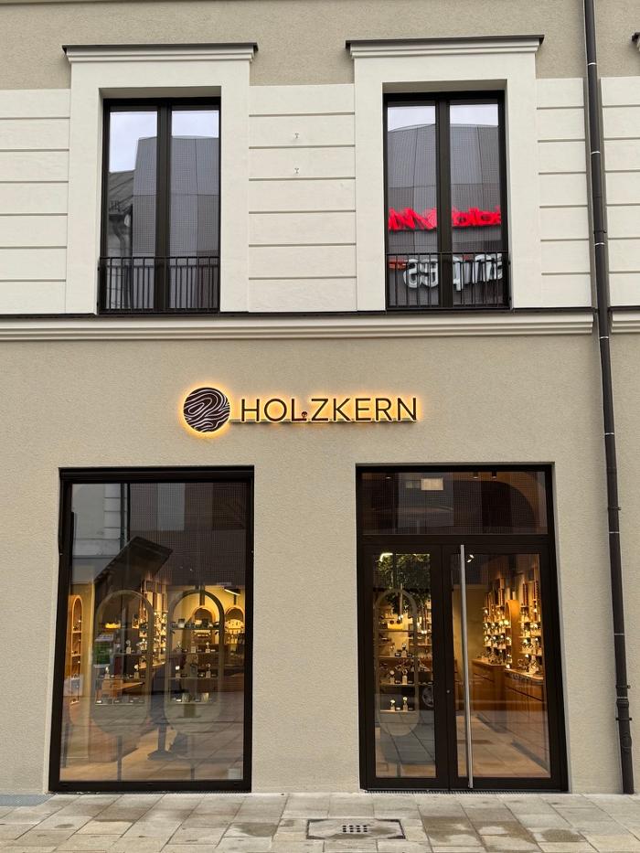 Holzkern Store Passau, Ludwigsplatz in Passau