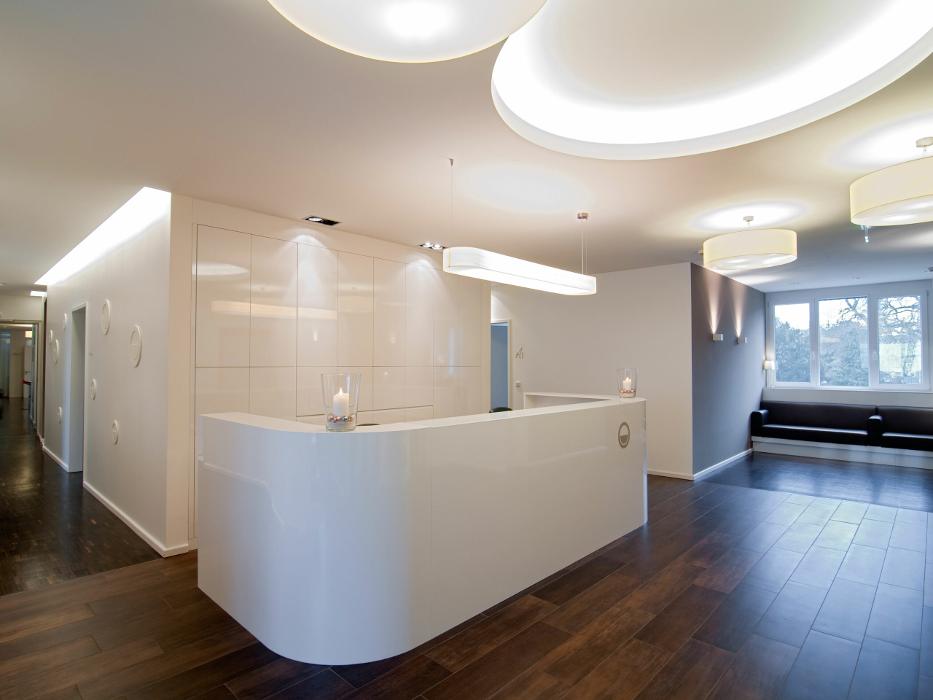 Dr. Christian Otto & Shahed Alidousti - Praxis für Orthopädie in Berlin Schlachtensee, Breisgauer Straße in Berlin