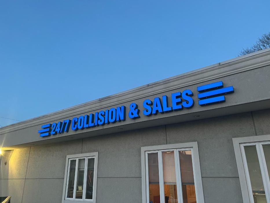 24/7 Collision - Pawtucket, RI