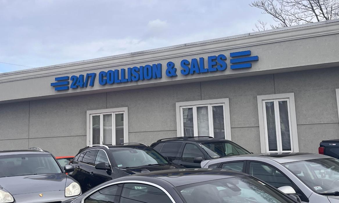 24/7 Collision - Pawtucket, RI