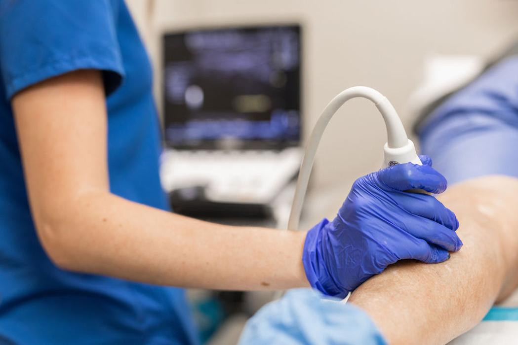 Center for Vein Restoration | Dr. Annilea Gunn - Oregon, OH