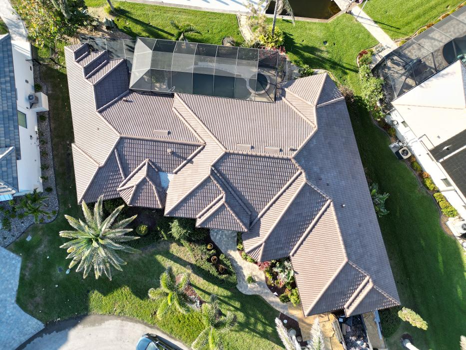 Vertical Builders and Commercial Image