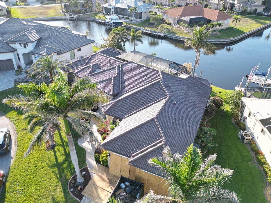 Vertical Builders and Commercial Image