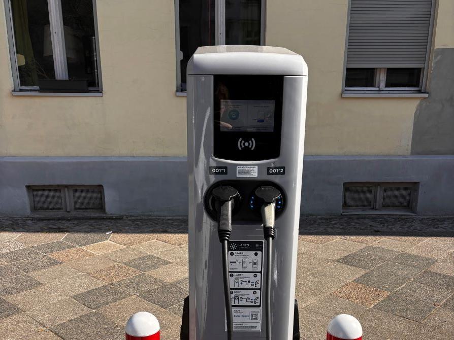 TotalEnergies Charging Station, Neue Hochstraße in Berlin