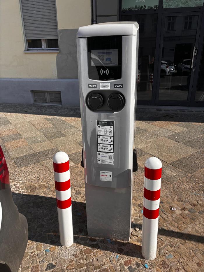 TotalEnergies Charging Station, Neue Hochstraße in Berlin