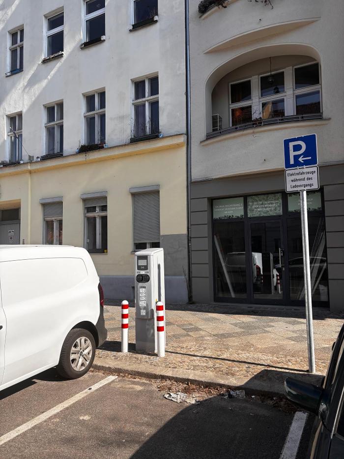 TotalEnergies Charging Station, Neue Hochstraße in Berlin