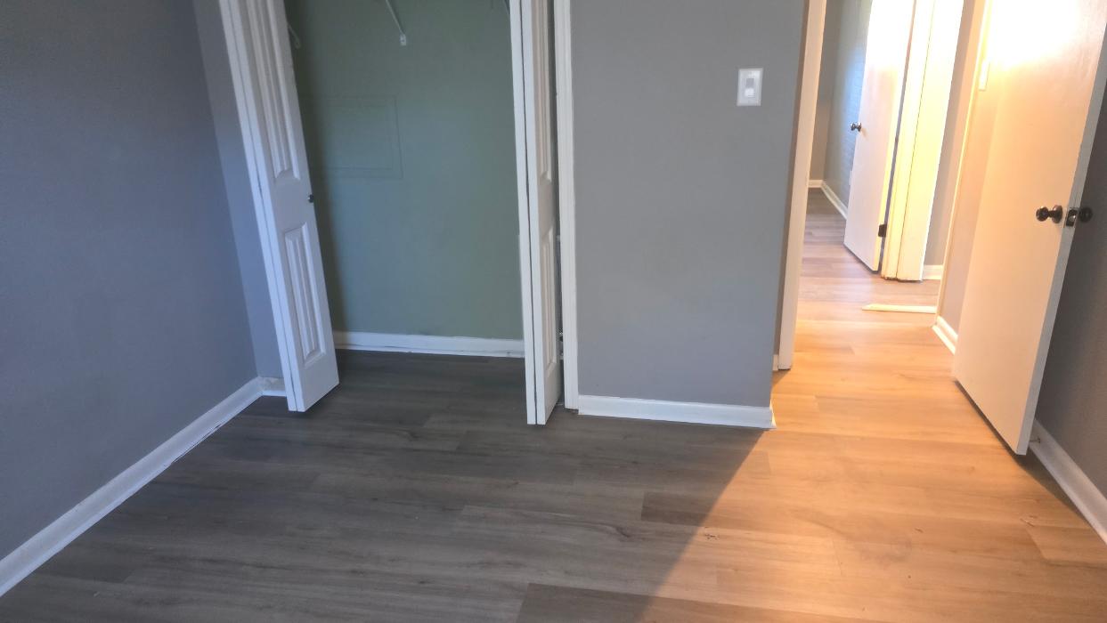 Select Flooring and Remodeling Image