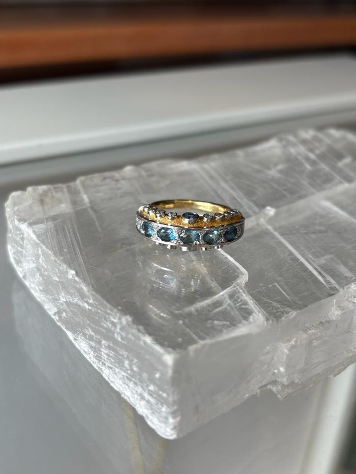 Moonstruck Fine Jewelry Logo