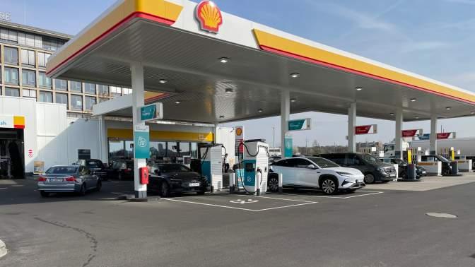 Shell Recharge Charging Station, Strahlenbergerstraße in Offenbach am Main