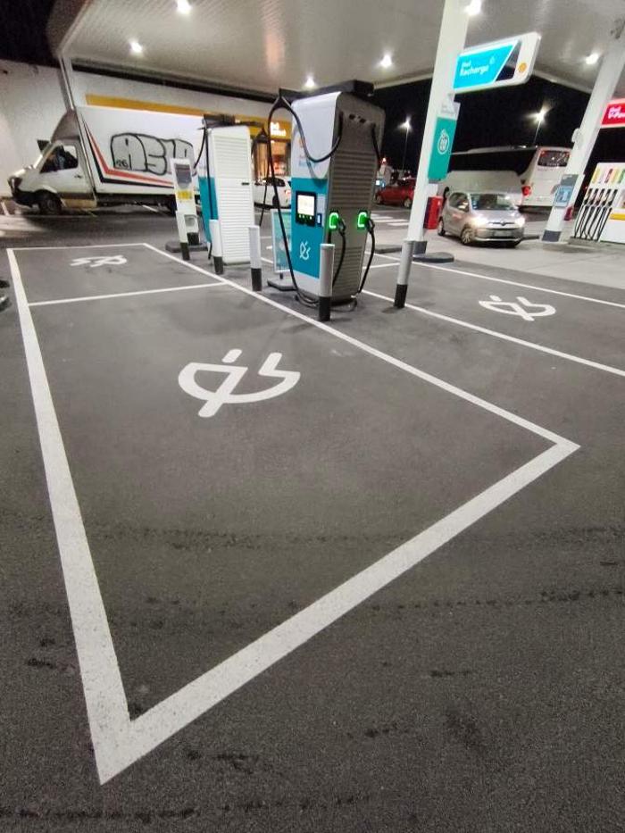 Shell Recharge Charging Station, Strahlenbergerstraße in Offenbach am Main