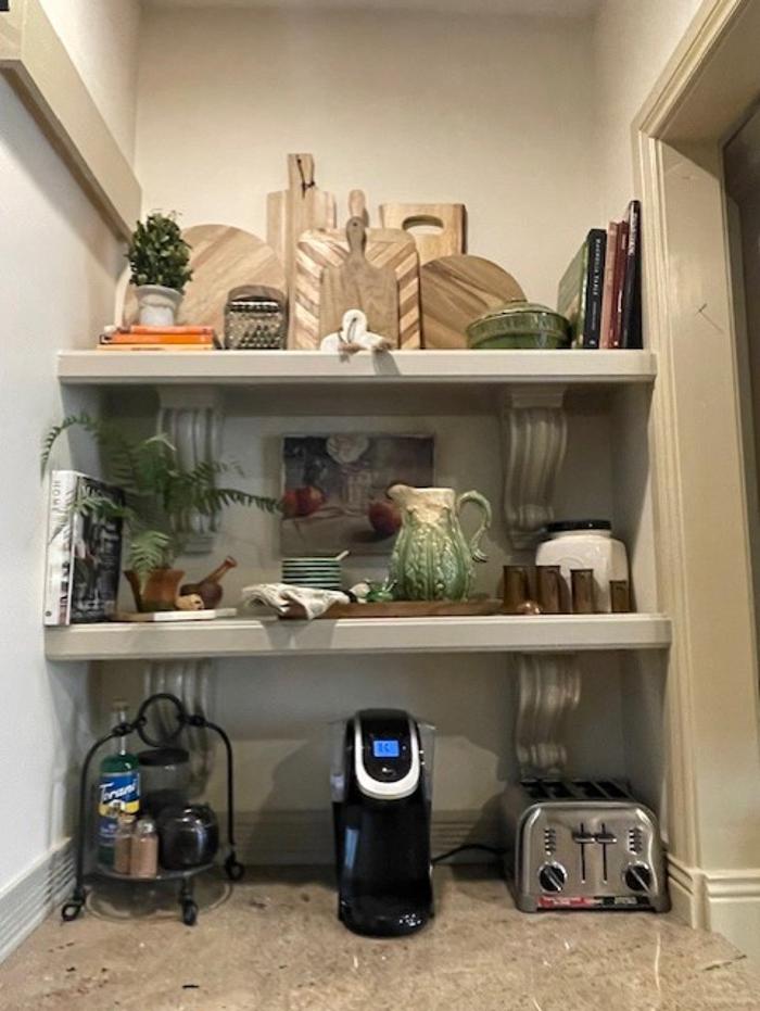 The Painted Home Image